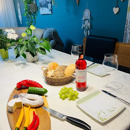 Fewo Stromberg Auf 2 Etagen Appartamento